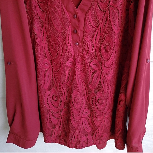 Rotita Red Burgundy Lace Overlay Long Roll-tab Sleeve V-neck Henley Tunic Top - Picture 9 of 16